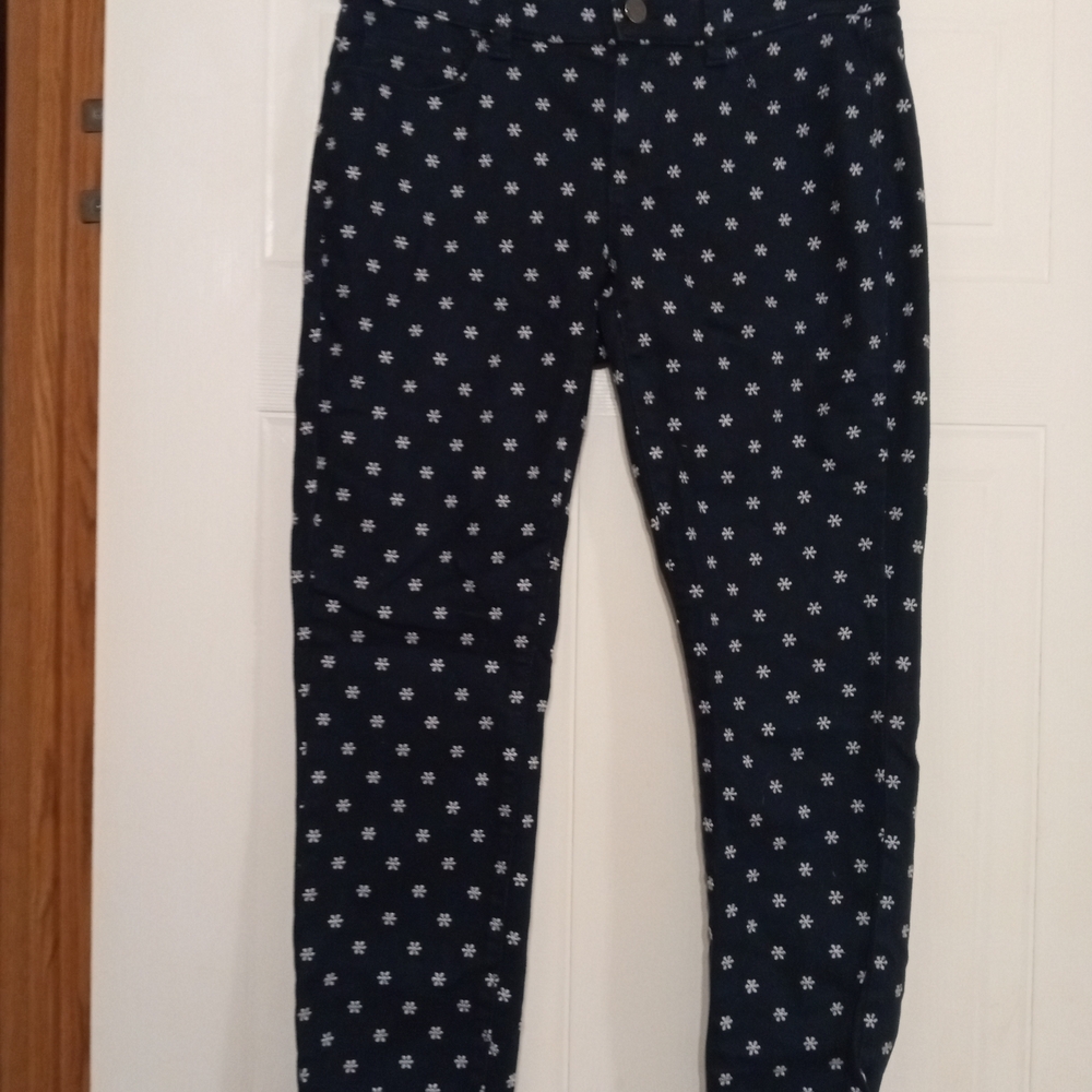 Ann Taylor Black and White Flower Skinny Pants